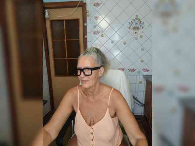 lukerya webcam
