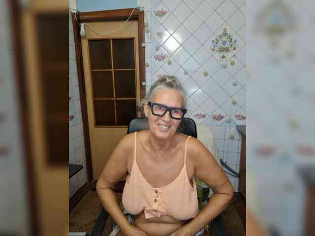 lukerya webcam