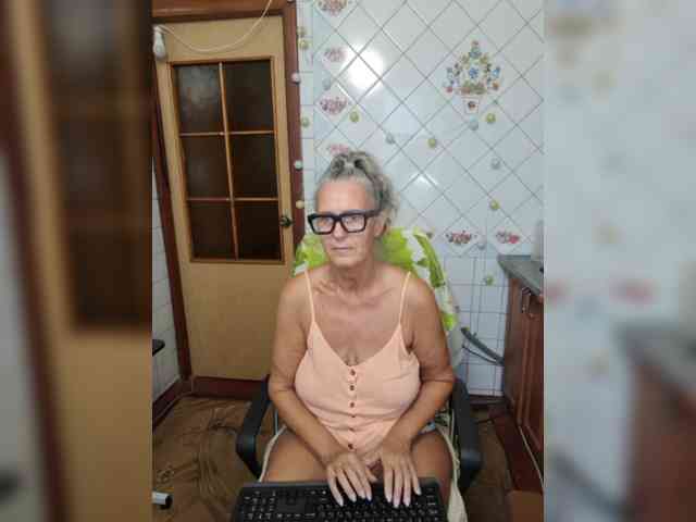 lukerya webcam