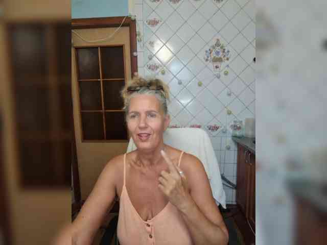 lukerya webcam