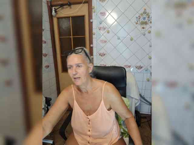 lukerya webcam