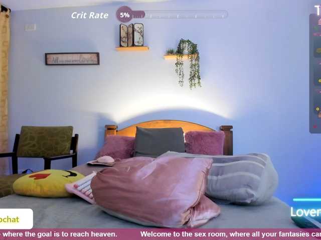 HollyTegan live cam preview