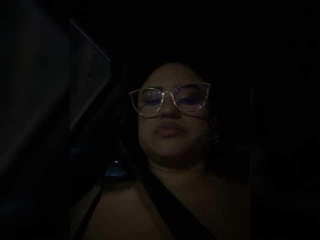 HollyTegan live cam preview
