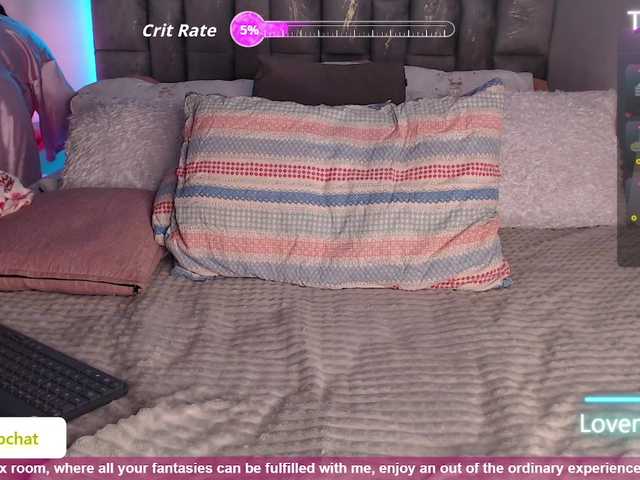 HollyTegan live cam on BongaCams