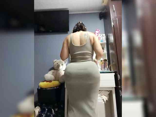 HollyTegan webcam