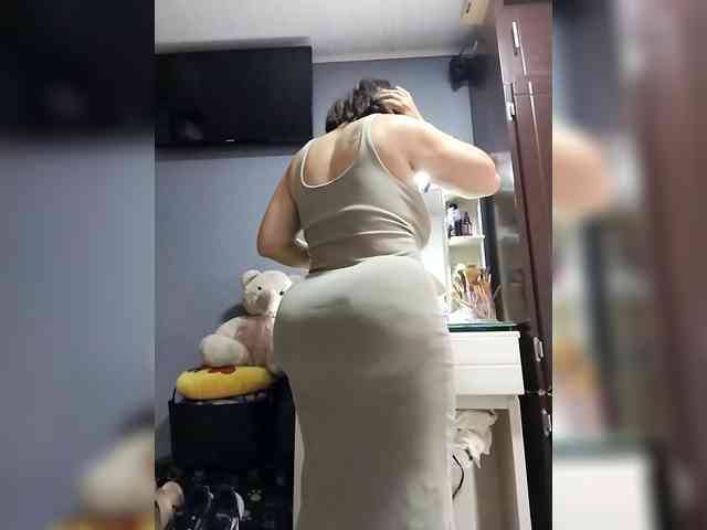 HollyTegan webcam