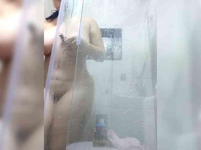HollyTegan webcam