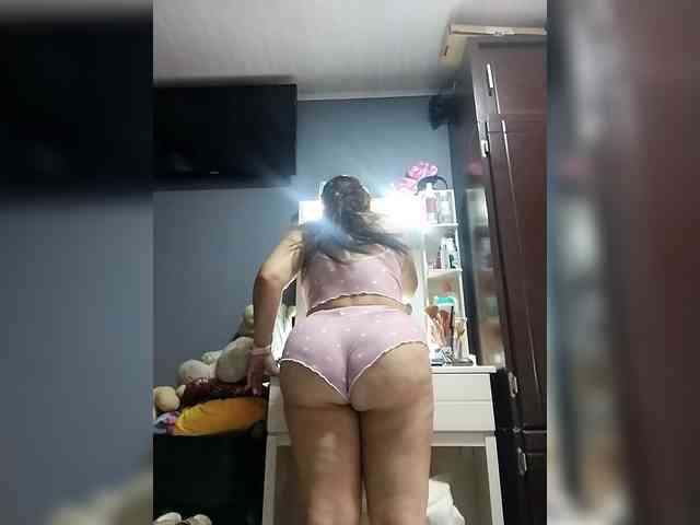 HollyTegan webcam