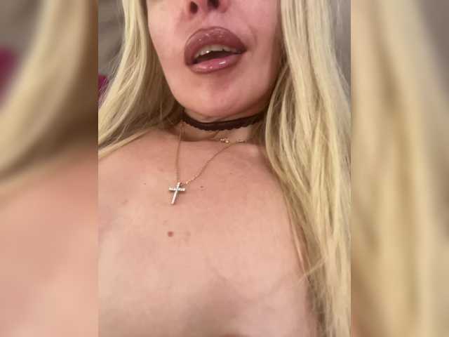 PATRICIA555 live webcam show