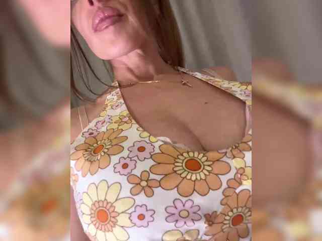 PATRICIA555 webcam