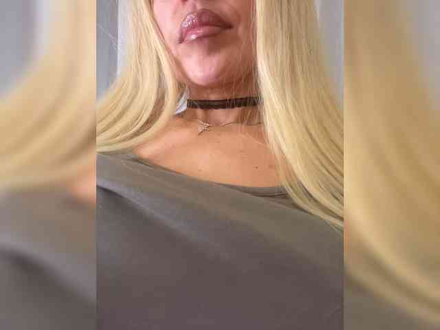 PATRICIA555 webcam