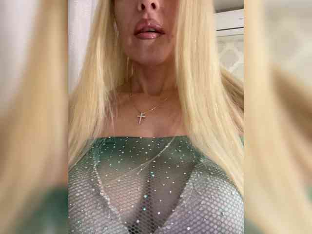 PATRICIA555 webcam