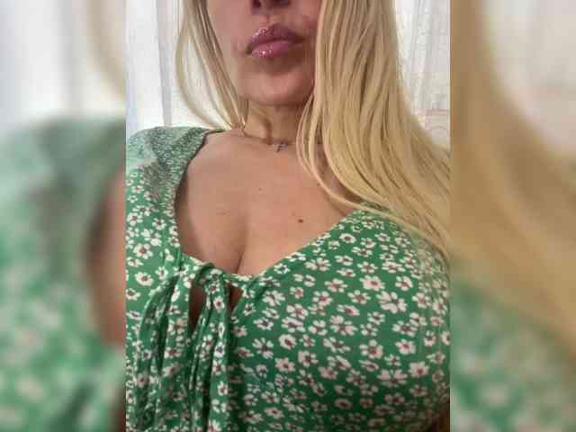 PATRICIA555 webcam