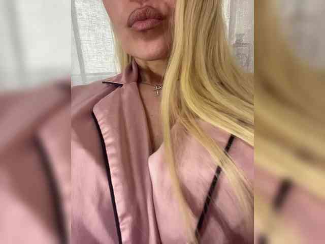 PATRICIA555 webcam