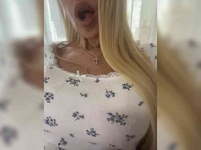 PATRICIA555 webcam