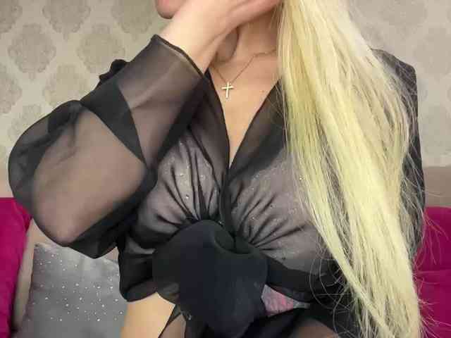 PATRICIA555 webcam