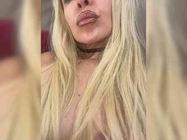 PATRICIA555 webcam