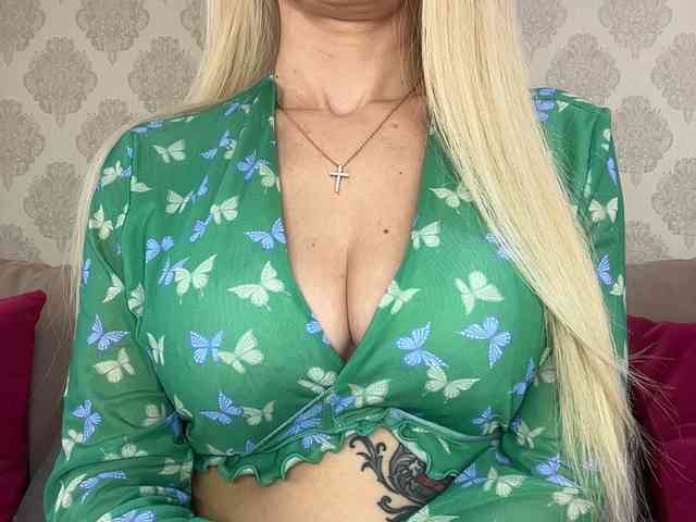 PATRICIA555 webcam