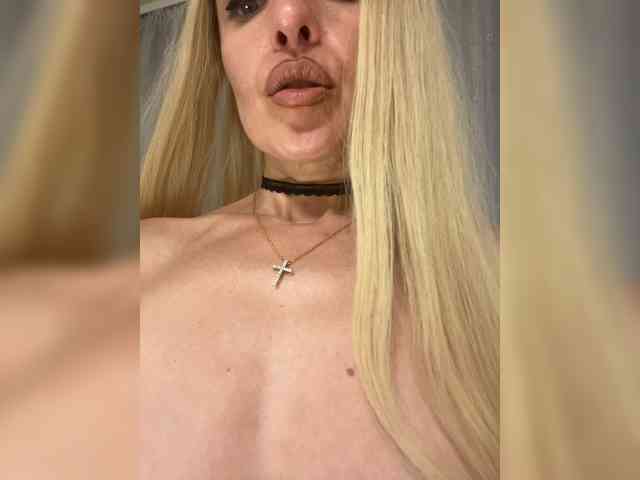 PATRICIA555 webcam