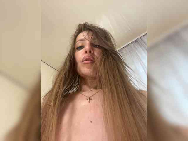 PATRICIA555 webcam