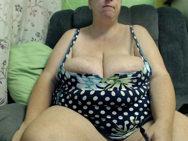 boobs44k cam belle