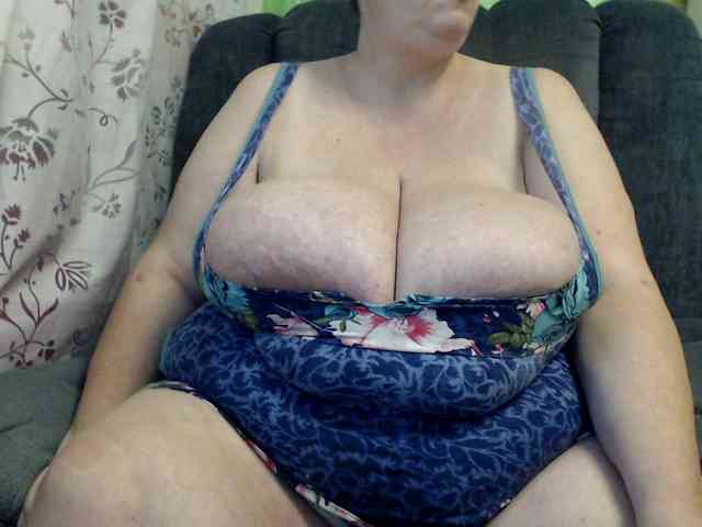 boobs40kk webcam