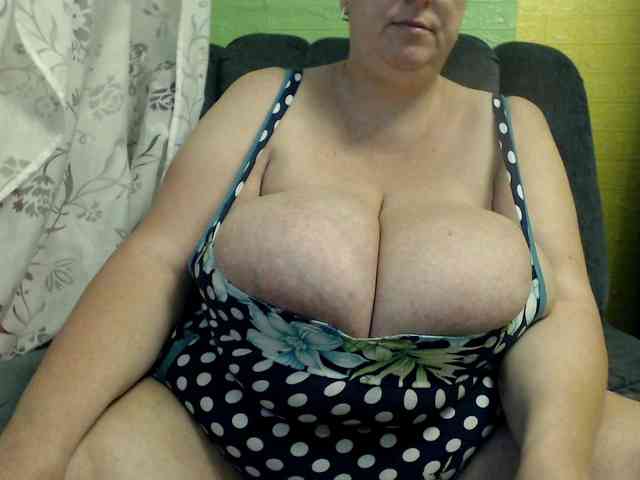 boobs40kk webcam