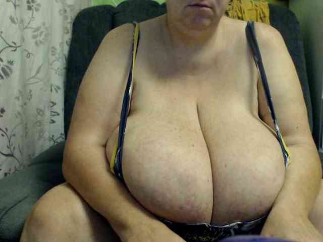 boobs40kk webcam