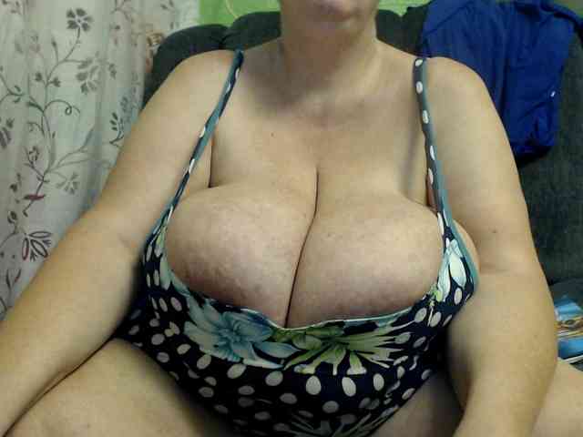 boobs40kk webcam