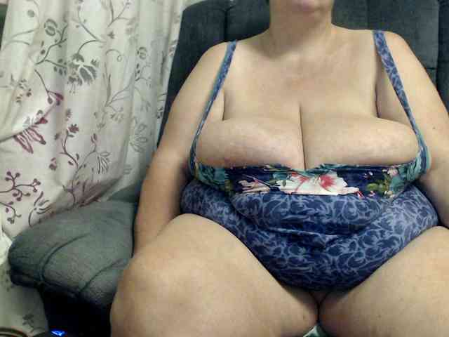 boobs40kk webcam