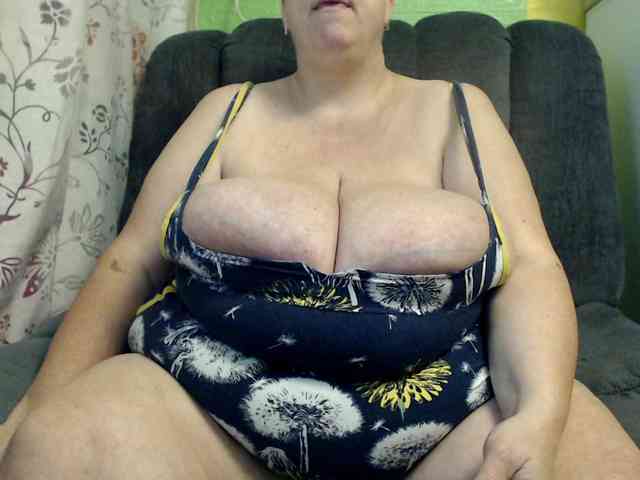 boobs40kk webcam