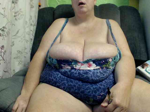 boobs40kk webcam