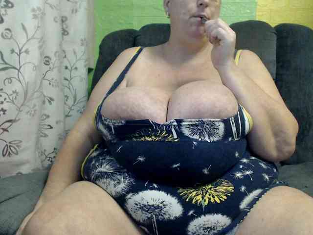 boobs40kk webcam