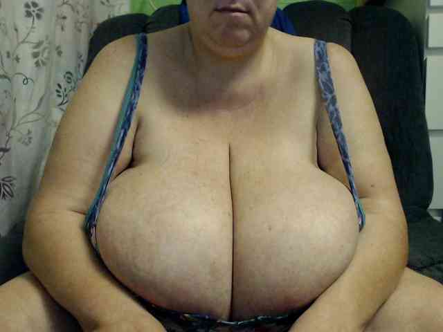 boobs40kk webcam