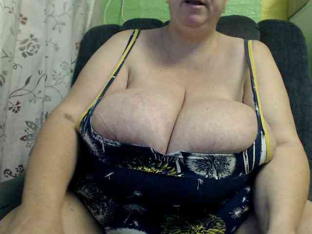 boobs40kk webcam