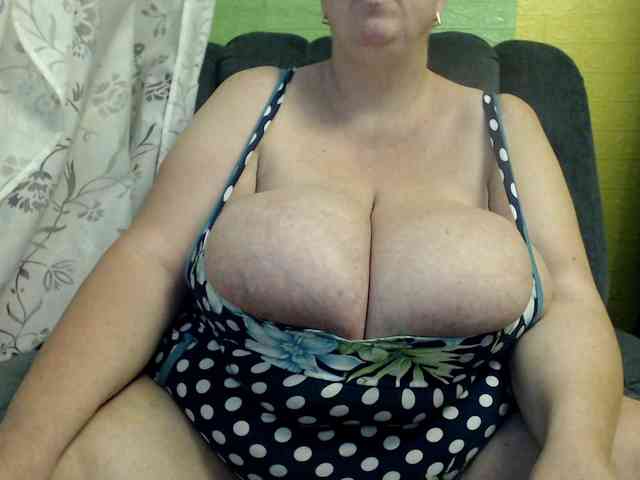 boobs40kk webcam