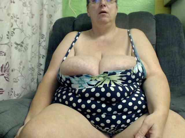 boobs40kk webcam