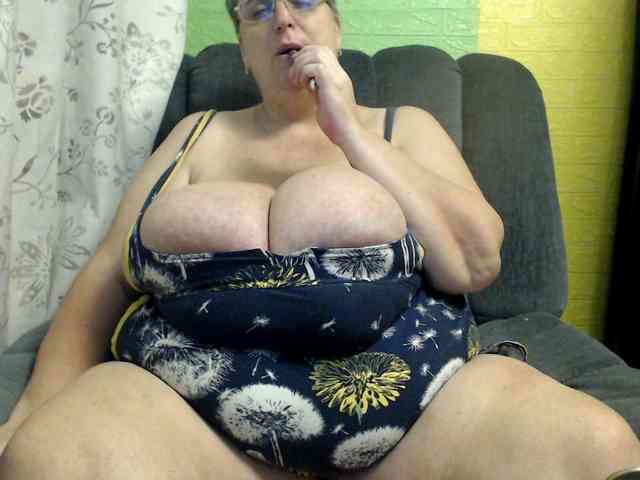 boobs40kk webcam