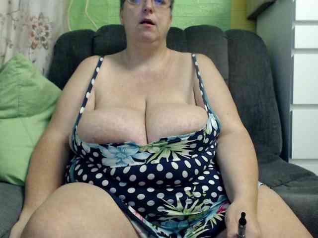 boobs40kk webcam
