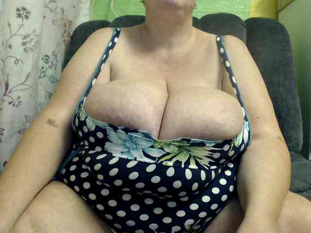 boobs40kk webcam