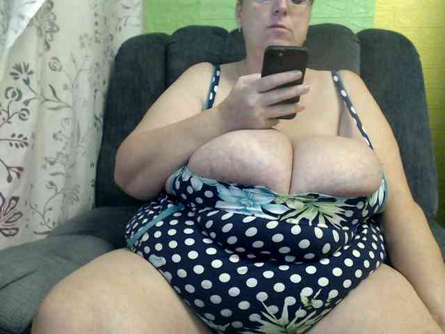 boobs40kk webcam
