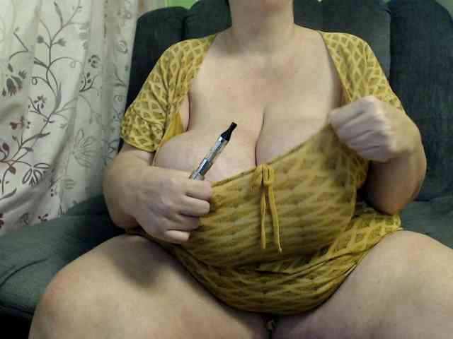 boobs40kk webcam