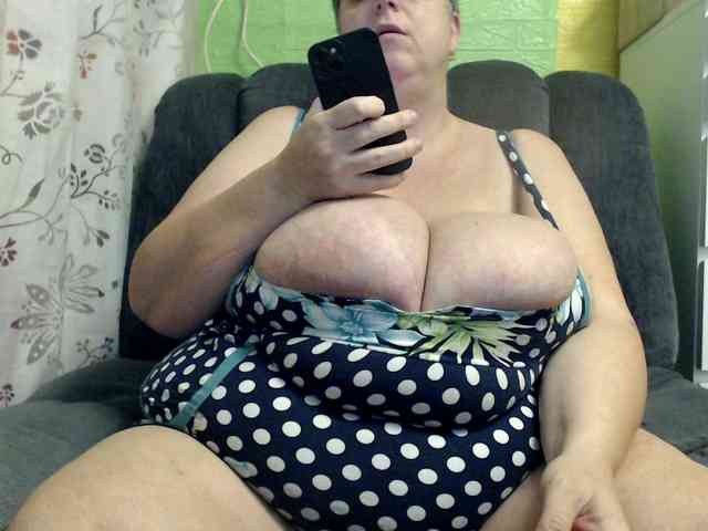 boobs40kk webcam