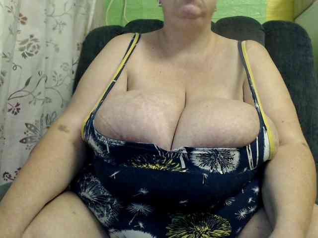 boobs40kk webcam