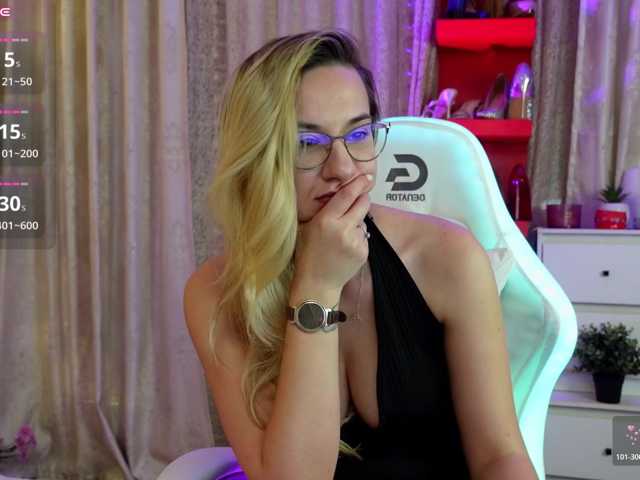 AshleyVasquez live cam on BongaCams