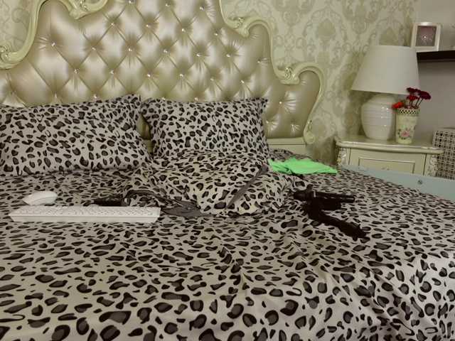 CarmellaAngel live cam on BongaCams