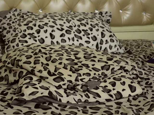 CarmellaAngel live cam