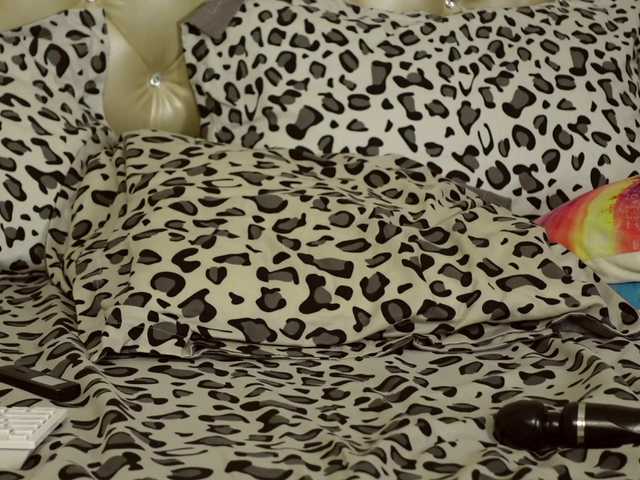 CarmellaAngel live cam