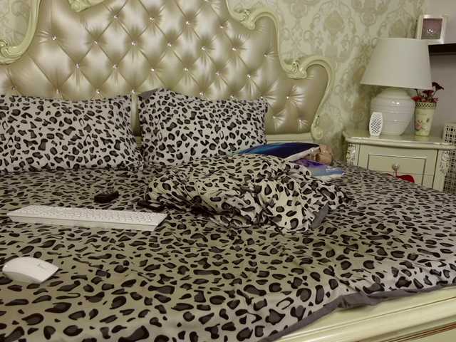 CarmellaAngel live cam on BongaCams