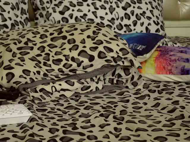 CarmellaAngel webcam